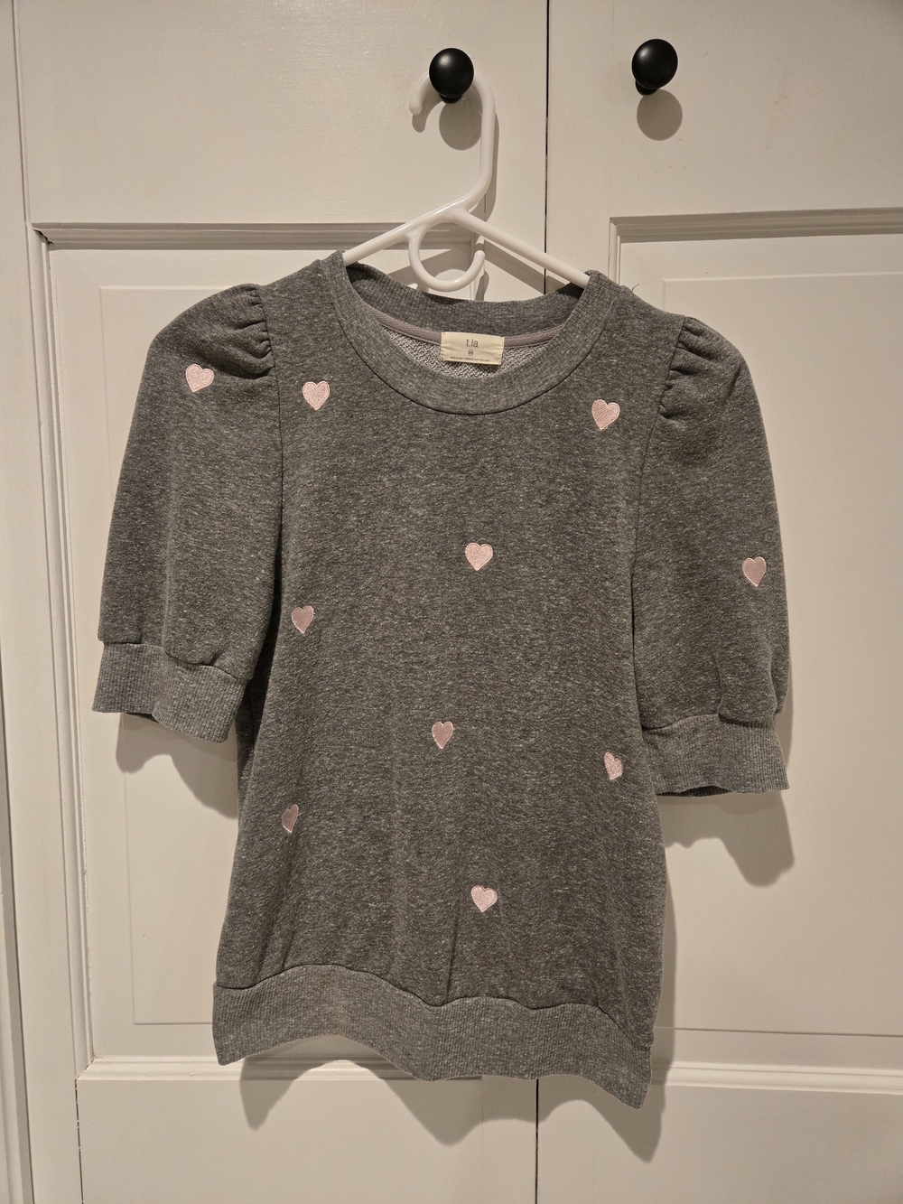 Women's Gray Heart Sweatshirt Top - Light Pink Hearts